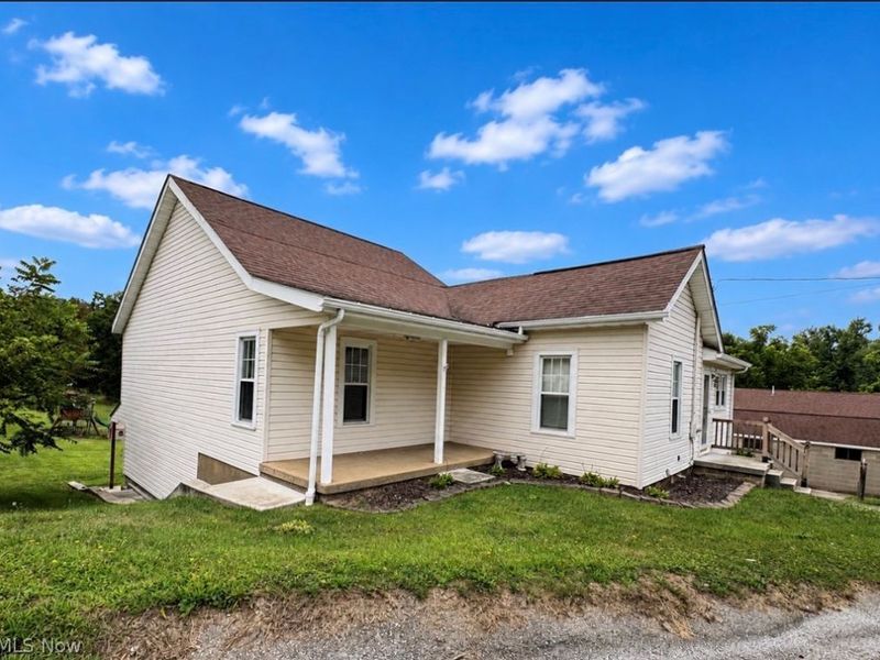 53996 Colerain Pike, Martins Ferry, OH 43935 Photo 4