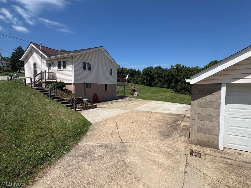 53996 Colerain Pike, Martins Ferry, OH 43935 Photo 6