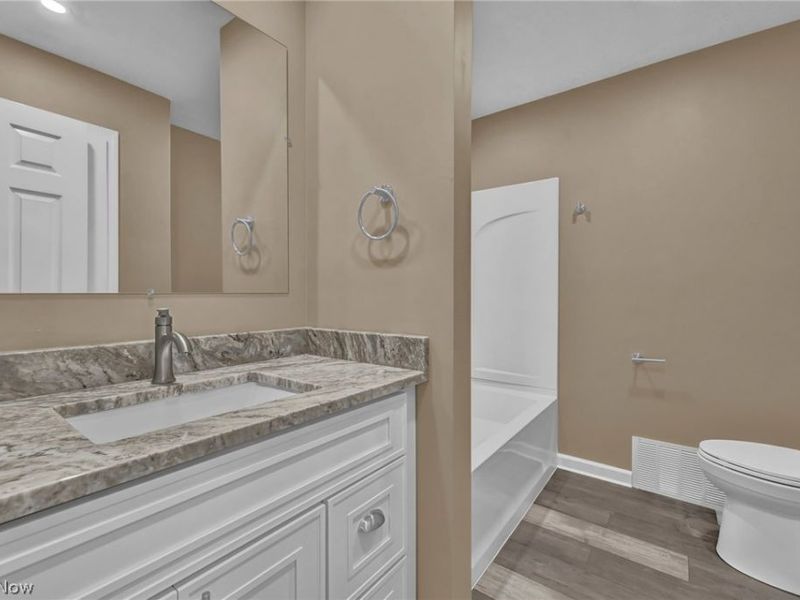 1402 Mussel Shoals Drive, Brunswick, OH 44212 Photo 27
