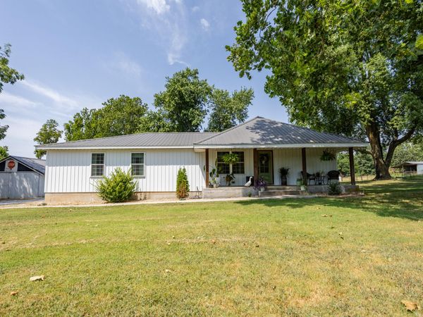 17550 Unicorn Road , Stark City, MO 64866