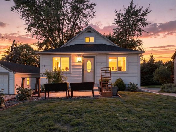 609 Church STREET, Allenton, WI 53002