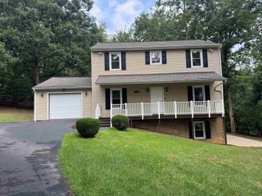 250 BOBCAT LN, MCGAHEYSVILLE, VA 22840