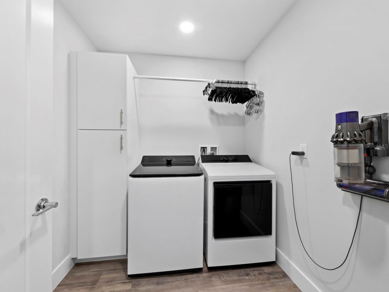 1709 N Tamiami Trail , Unit 418, Sarasota, FL 34234 Photo