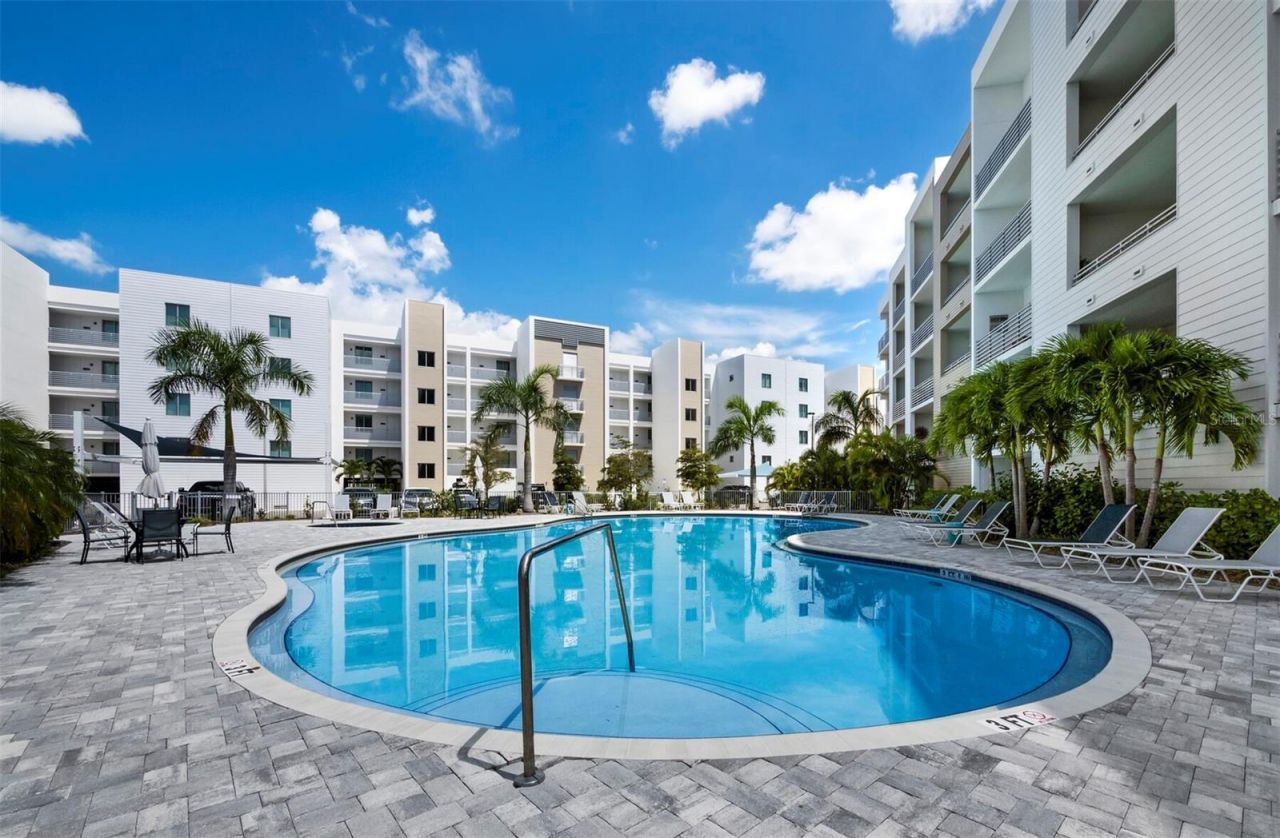 1709 N Tamiami Trail , Unit 418, Sarasota, FL 34234 Photo