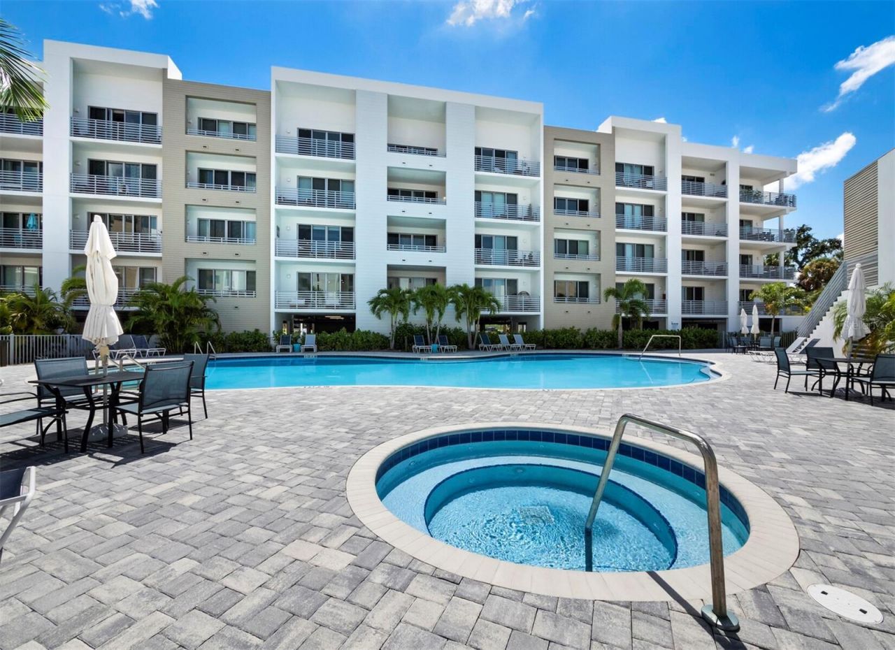 1709 N Tamiami Trail , Unit 418, Sarasota, FL 34234 Photo