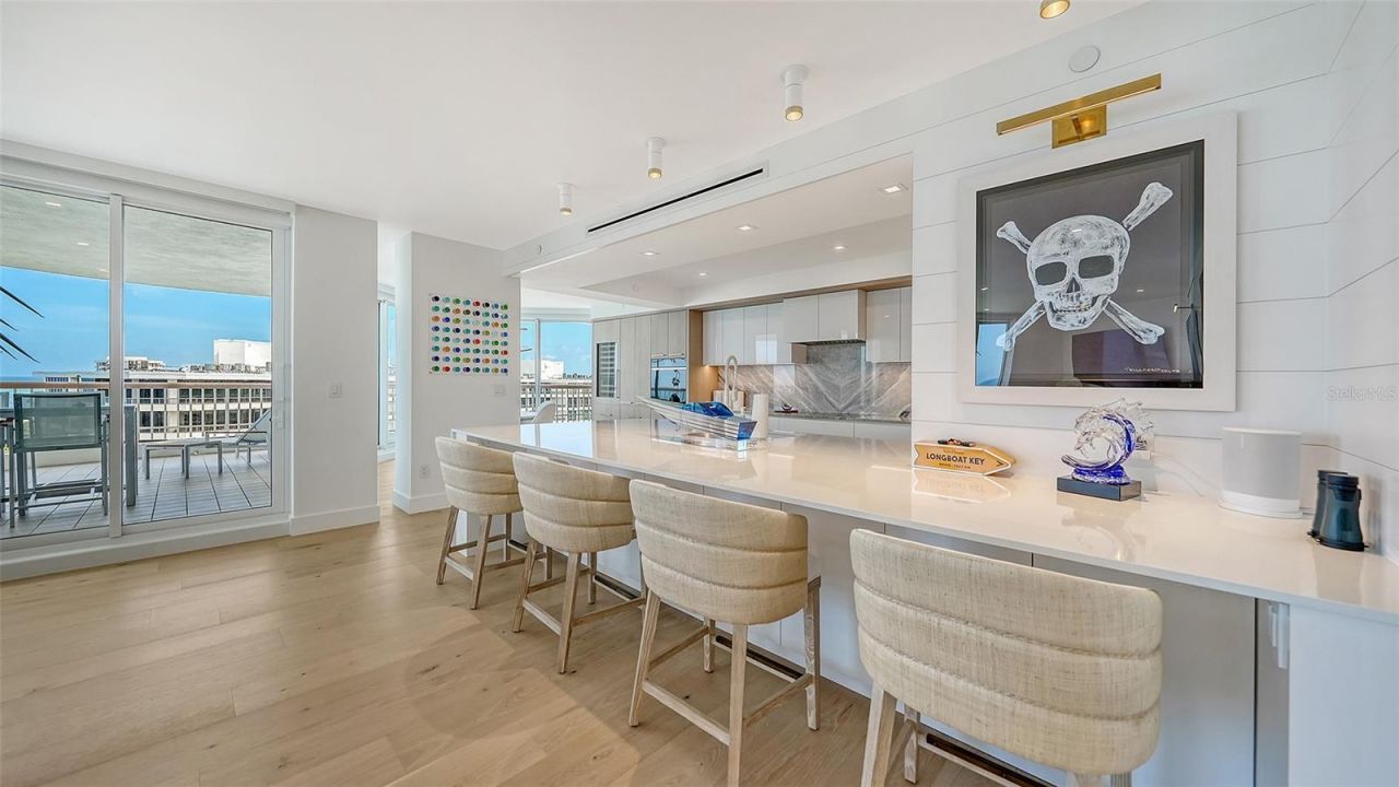 455 Longboat Club Road, Unit 905, Longboat Key, FL 34228 Photo