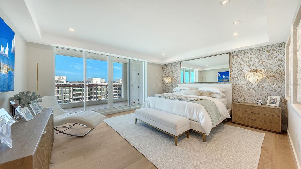 455 Longboat Club Road, Unit 905, Longboat Key, FL 34228 Photo