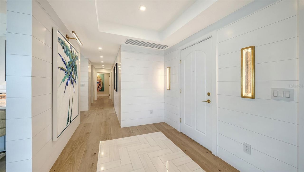 455 Longboat Club Road, Unit 905, Longboat Key, FL 34228 Photo