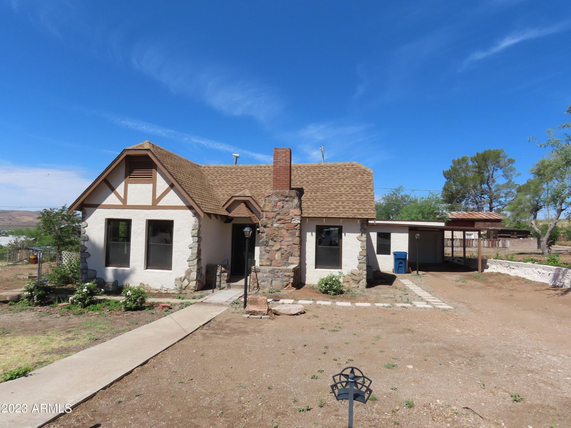 277 N Kellner Avenue, Superior, AZ 85173