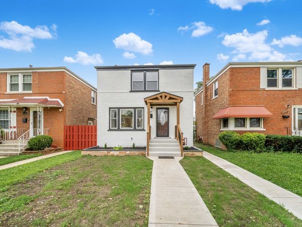 5229 S avers Avenue, Chicago, IL 60632