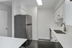 114 Gadsden Street photo 4
