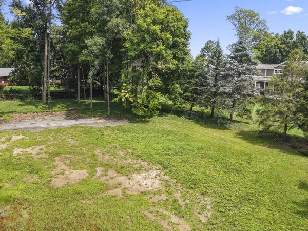 21 Cardinal Lane , Carmel, IN 46032