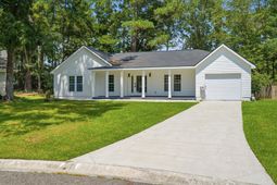 109 Chaff Court photo 4