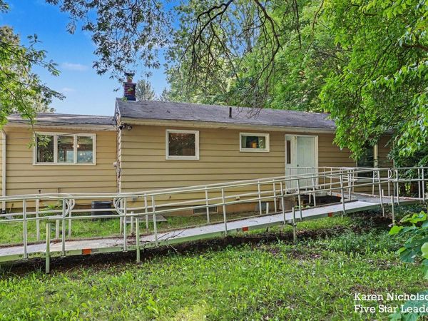 7950 96th Street SE, Alto, MI 49302