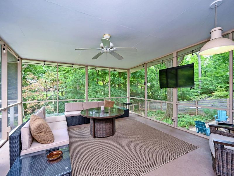 6024 Crittenden, Cincinnati, OH 45244 Photo 57
