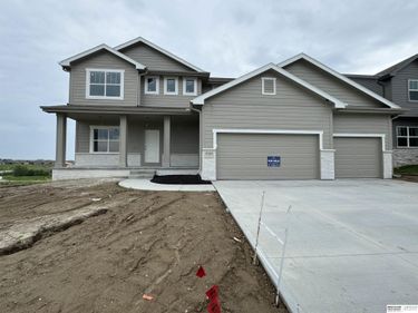 21427 Y Street, Elkhorn, NE 68022