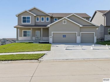 21427 Y Street, Elkhorn, NE 68022