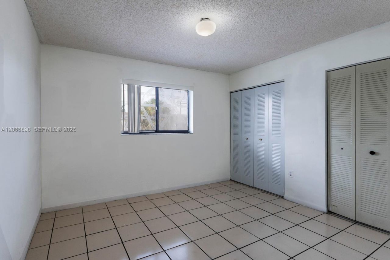 6305 W 22nd Ct , Unit 203, Hialeah, FL 33016 Photo