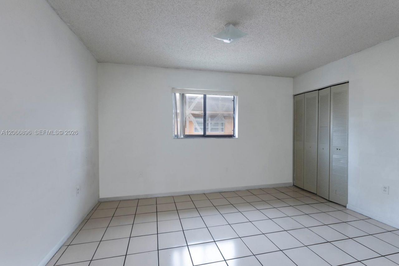 6305 W 22nd Ct , Unit 203, Hialeah, FL 33016 Photo