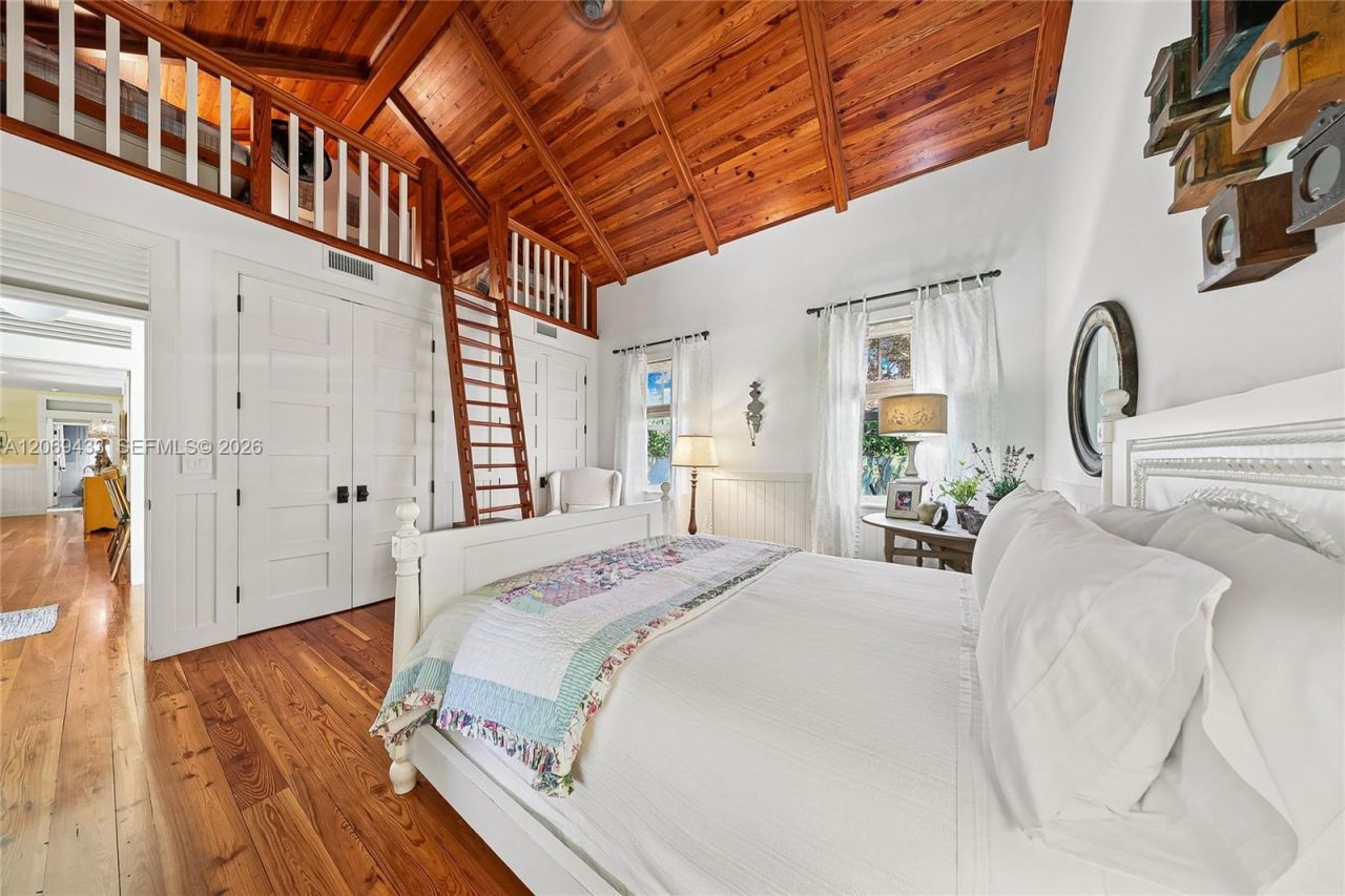 180 Ocean Blvd , Golden Beach, FL 33160 Photo