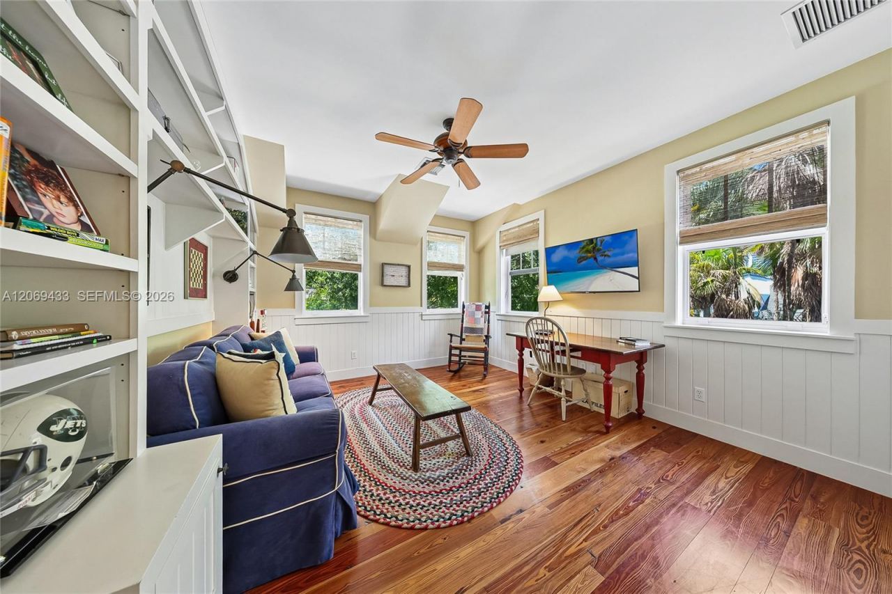 180 Ocean Blvd , Golden Beach, FL 33160 Photo