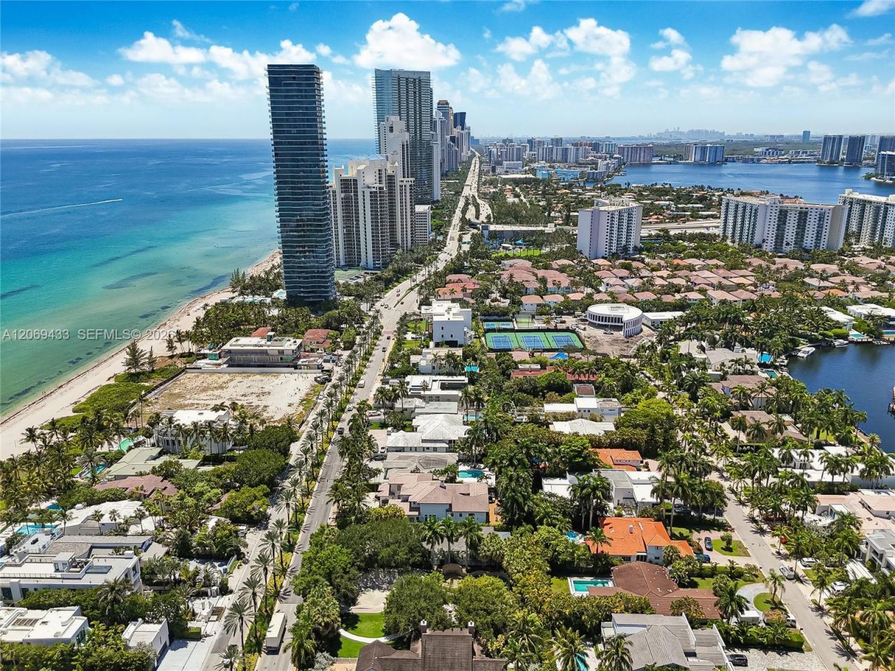 180 Ocean Blvd , Golden Beach, FL 33160 Photo