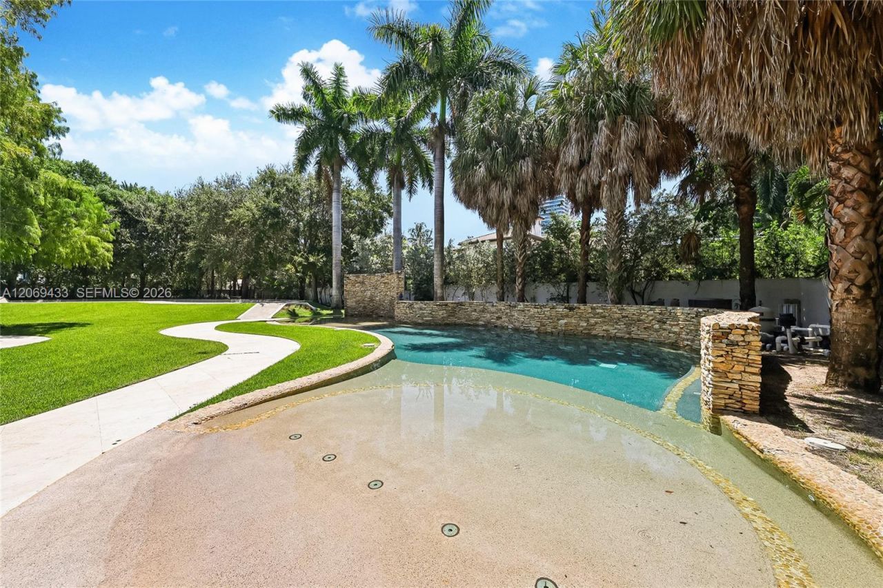 180 Ocean Blvd , Golden Beach, FL 33160 Photo