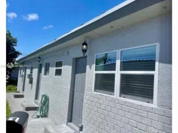 741 NW 4th St , Unit 1-3, Hallandale Beach, FL 33009