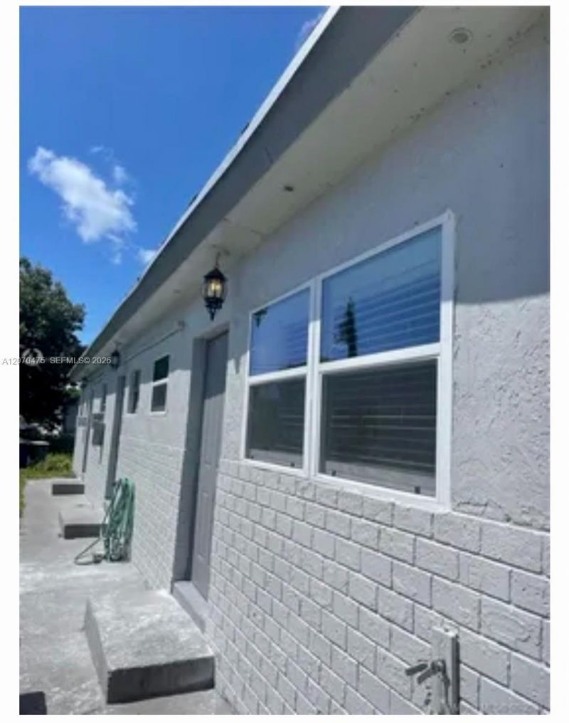 741 NW 4th St , Unit 1-3, Hallandale Beach, FL 33009 Photo