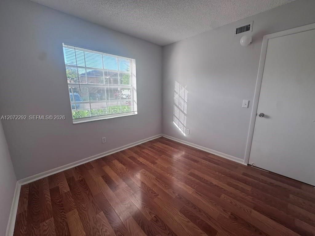 10381 NW 8th St , Unit 102, Pembroke Pines, FL 33026 Photo