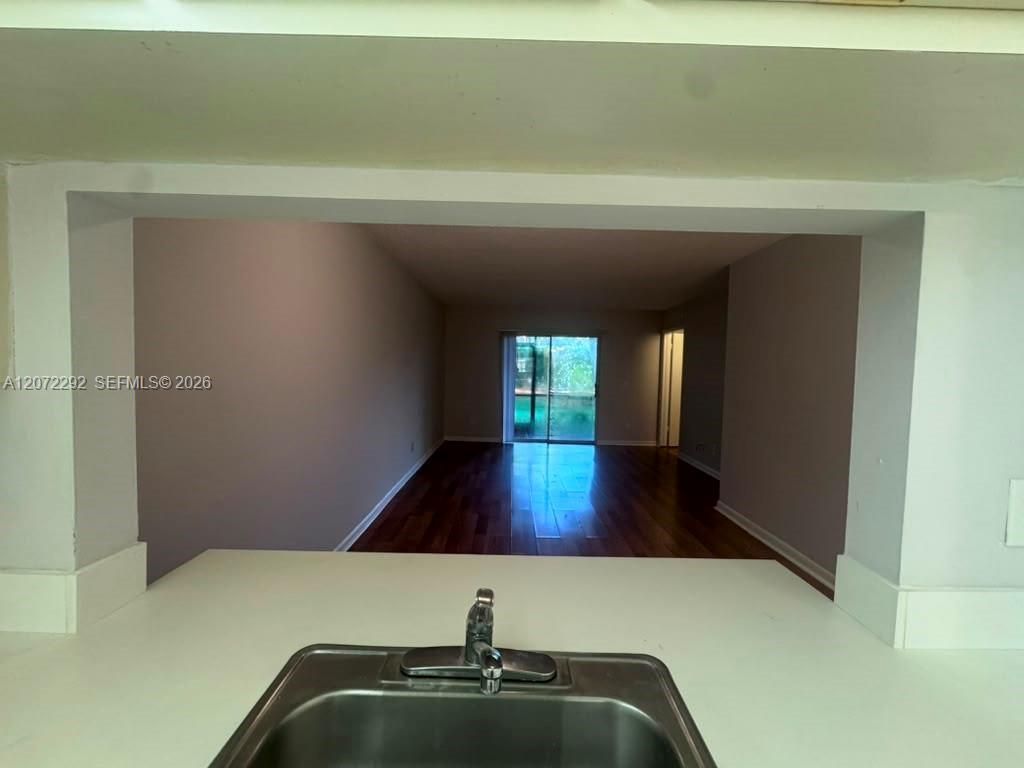 10381 NW 8th St , Unit 102, Pembroke Pines, FL 33026 Photo