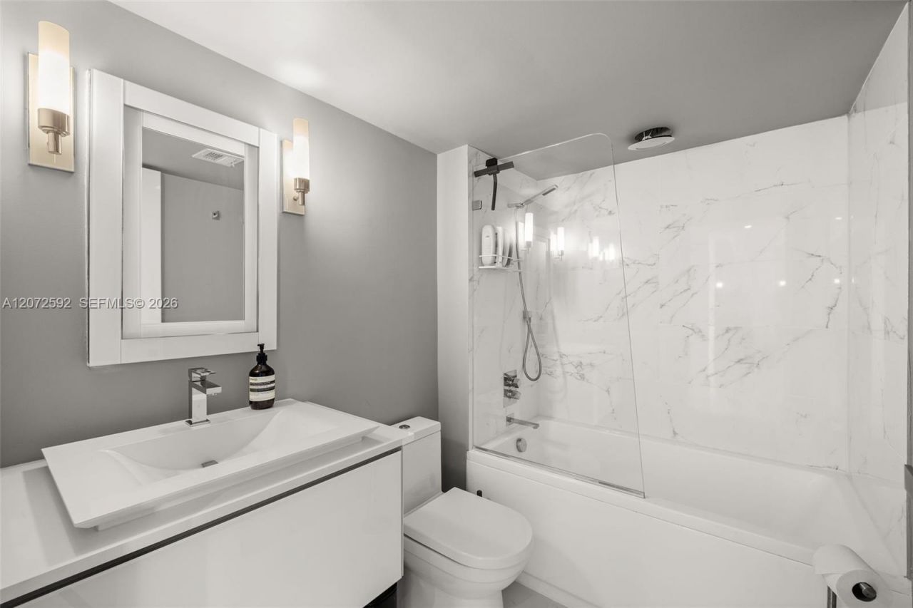 650 West Ave, Unit 709, Miami Beach, FL 33139 Photo
