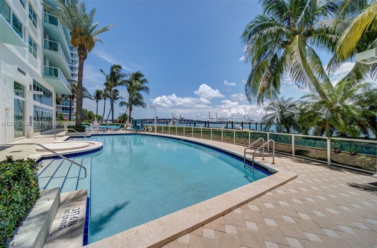 650 West Ave, Unit 709, Miami Beach, FL 33139 Photo