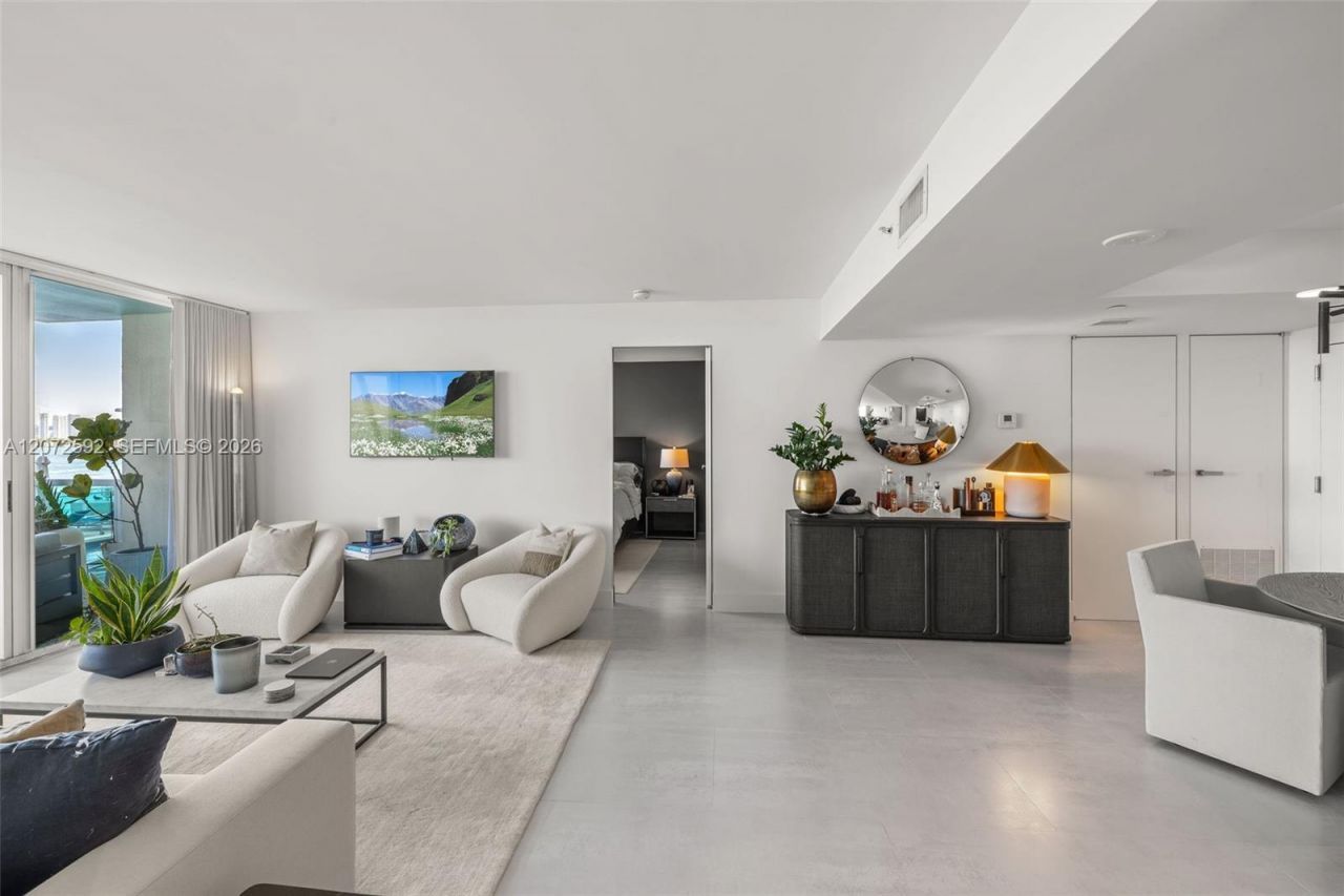 650 West Ave, Unit 709, Miami Beach, FL 33139 Photo