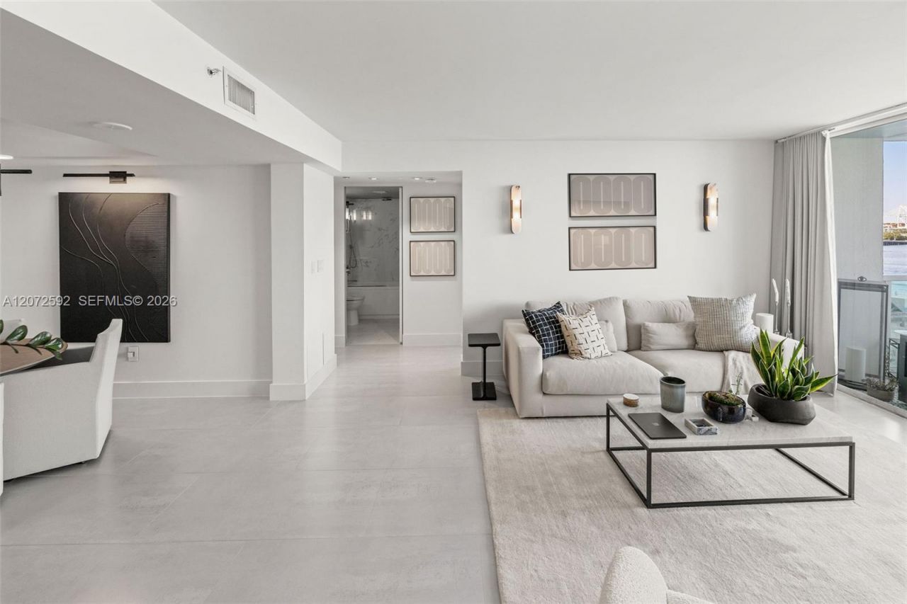 650 West Ave, Unit 709, Miami Beach, FL 33139 Photo