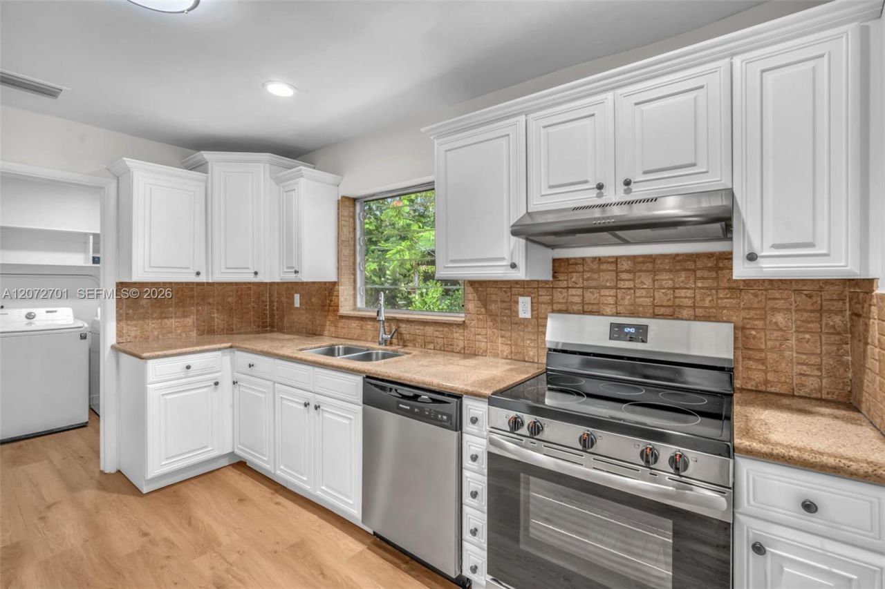 409 NW 17th Ave , Fort Lauderdale, FL 33311 Photo