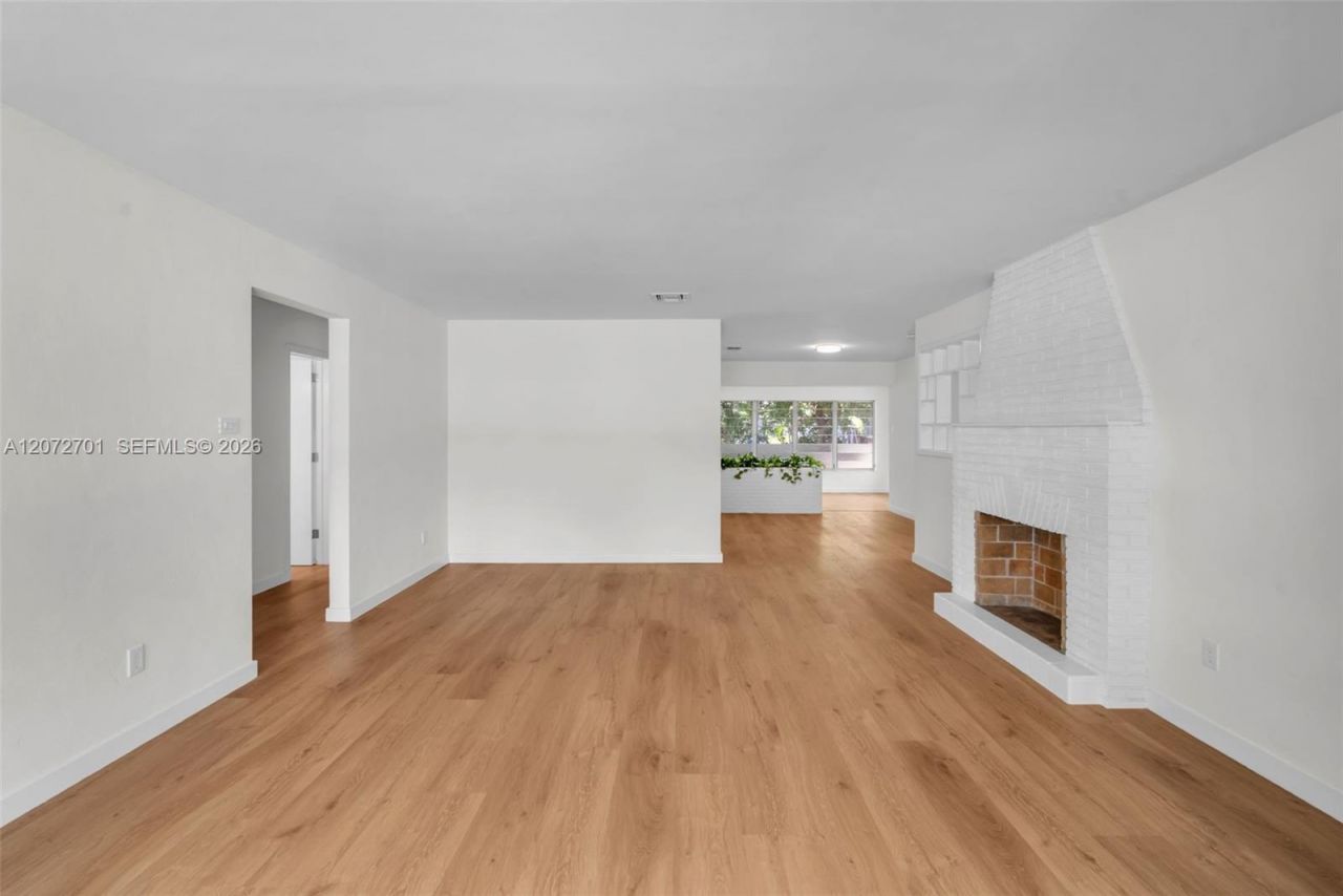 409 NW 17th Ave , Fort Lauderdale, FL 33311 Photo