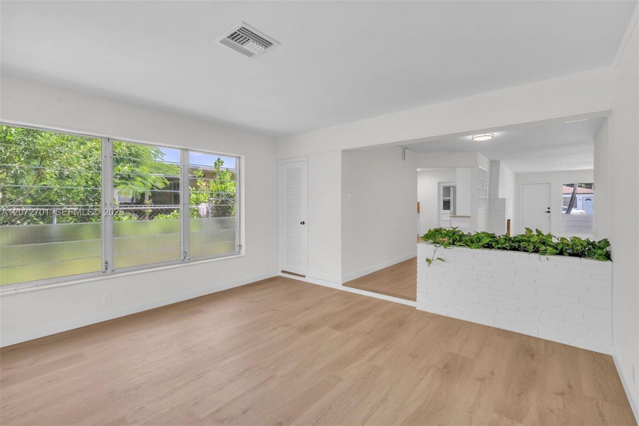 409 NW 17th Ave , Fort Lauderdale, FL 33311 Photo
