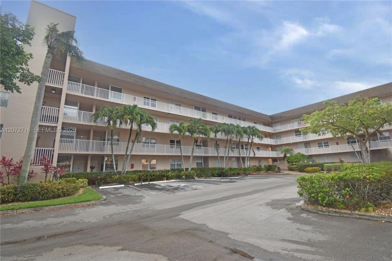 10414 NW 24th Pl , Unit 405, Sunrise, FL 33322 Photo