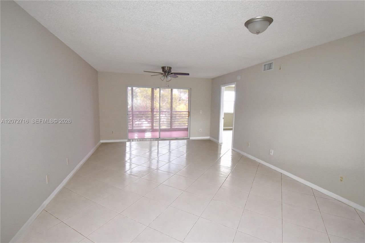 10414 NW 24th Pl , Unit 405, Sunrise, FL 33322 Photo