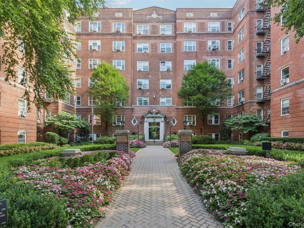 113-14 72nd Road, Unit 6A, Forest Hills, NY 11375