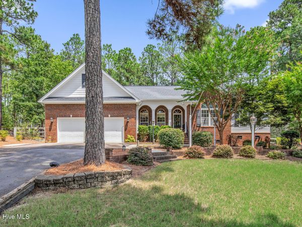 5 Fur Court E, Pinehurst, NC 28374