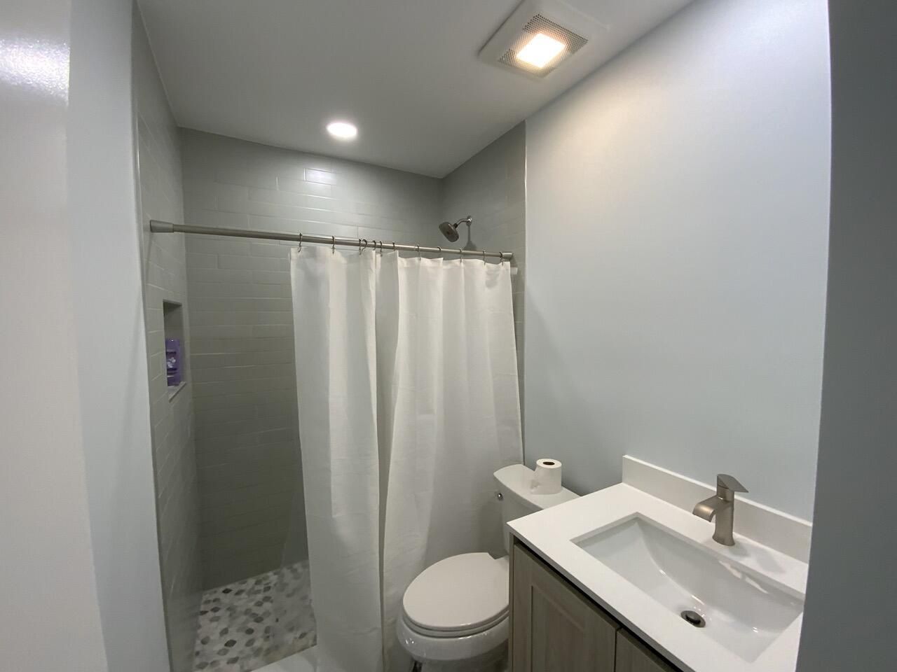 120 Lehane Terrace, Unit 305, North Palm Beach, FL 33408 Photo