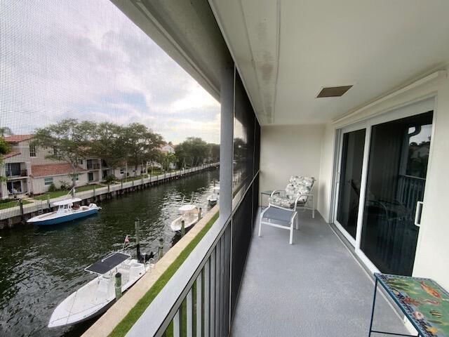 120 Lehane Terrace, Unit 305, North Palm Beach, FL 33408 Photo