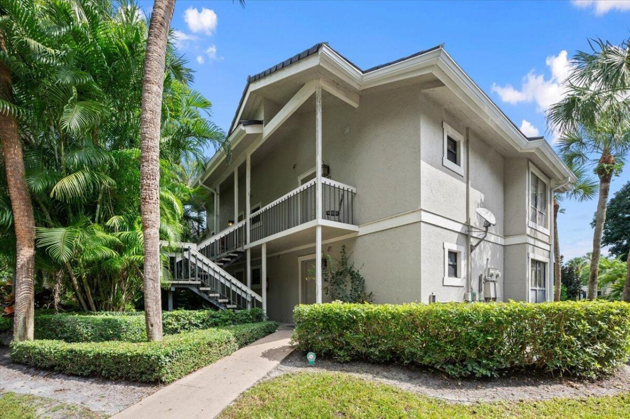 11863 Wimbledon Circle, Unit 543, Wellington, FL 33414 Photo