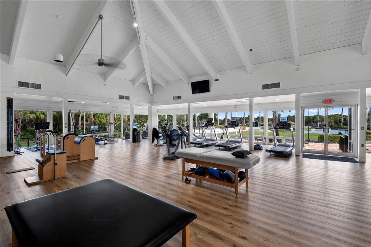 11863 Wimbledon Circle, Unit 543, Wellington, FL 33414 Photo