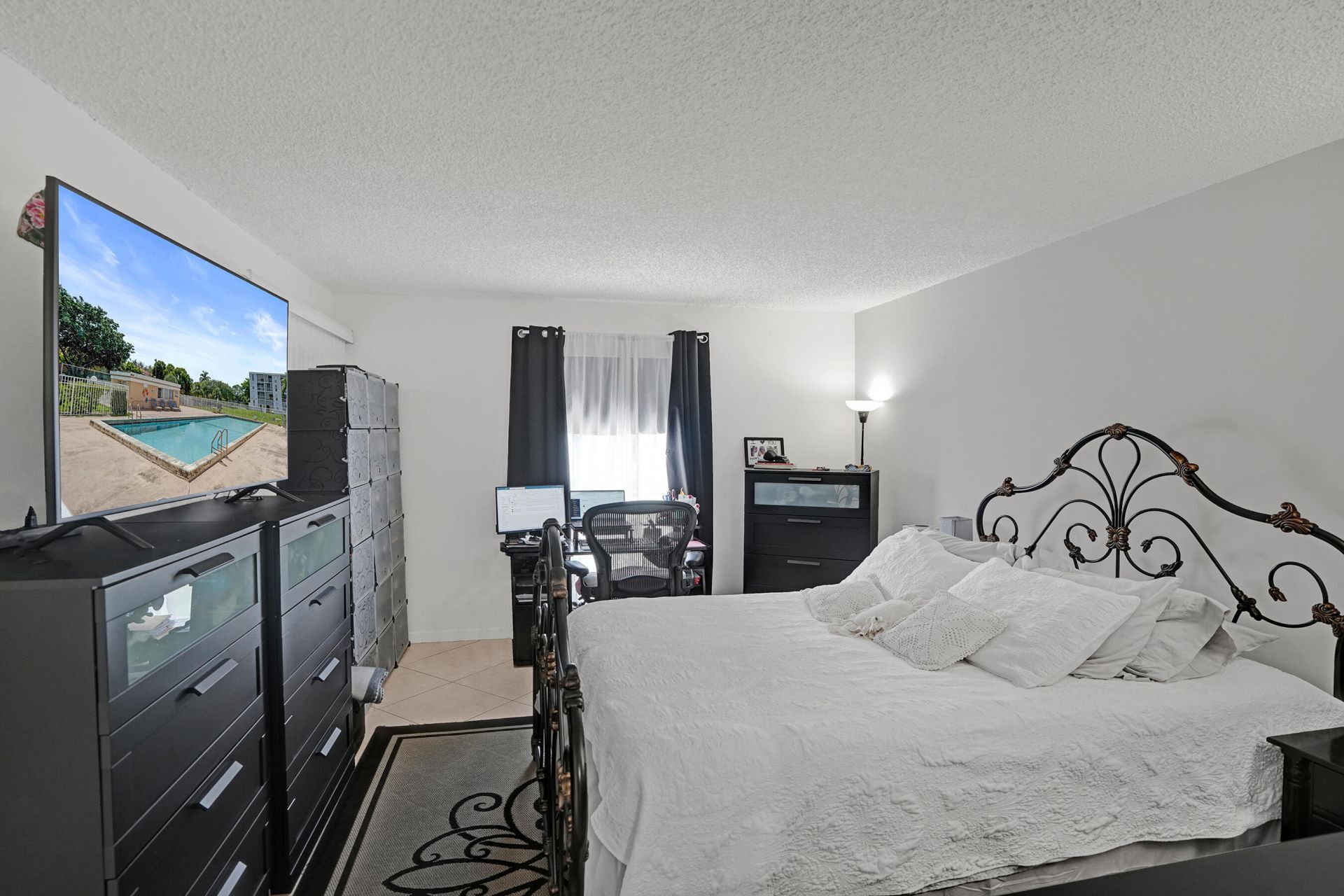 7980 N French Drive, Unit 3-202, Pembroke Pines, FL 33024 Photo