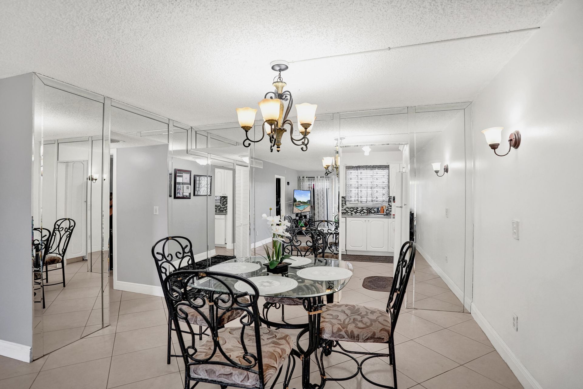 7980 N French Drive, Unit 3-202, Pembroke Pines, FL 33024 Photo
