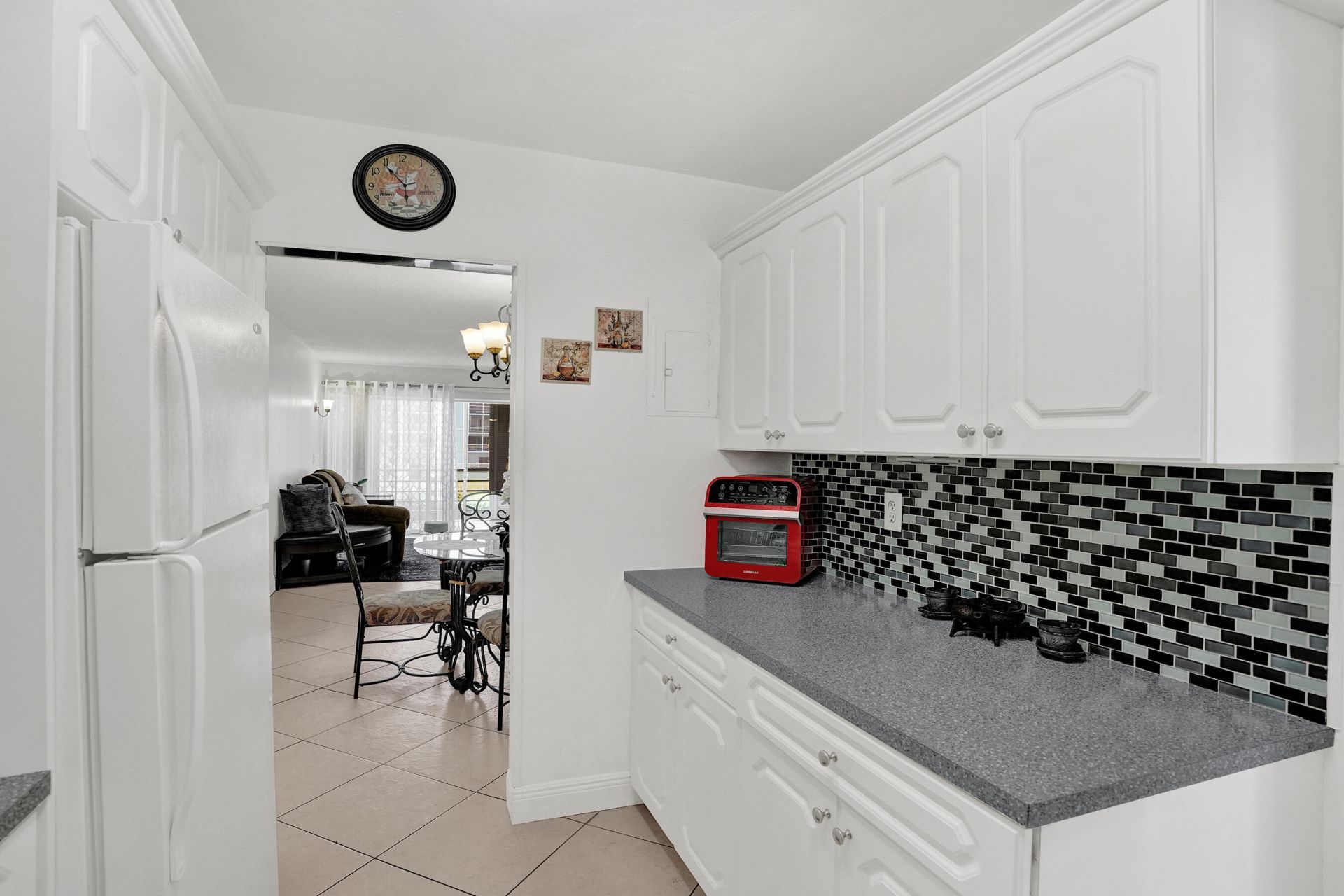 7980 N French Drive, Unit 3-202, Pembroke Pines, FL 33024 Photo
