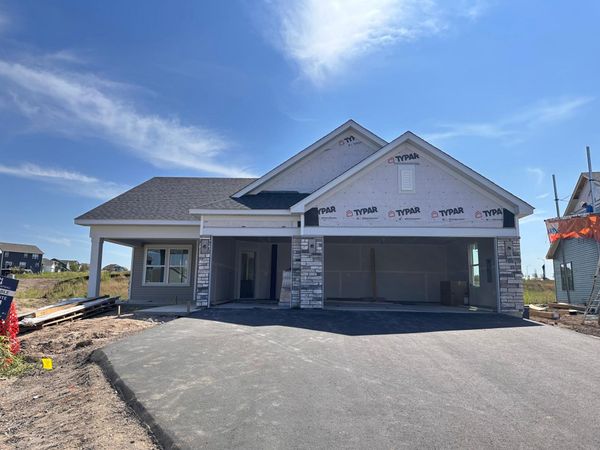 1782 Tamarack Road, Shakopee, MN 55379